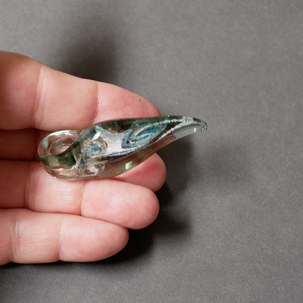 New Handmade flameworked glass pendant